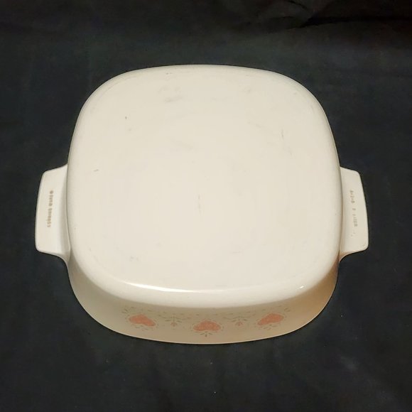Vintage 2 Liter Forever Yours Hearts Casserole Dish - Picture 3 of 6